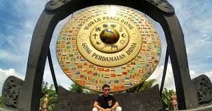 Hamparan Areal Persawahan Yang Hijau Serta Udara Yang Sejuk Akan Membuat Siapapun Betah Berlama Lama Di Desa Budaya Kertalangu Keberadaan Pedesaan Budaya Bali