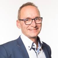 100+ 'Schröen' profiles