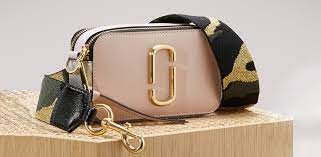 25,272 items on sale from $100. Where To Get Marc Jacobs Snapshot Camera Bag For Less