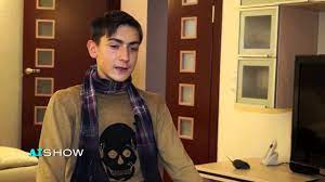 Fiul adrianei ochişanu şi al lui cornel botgros, cristi, a vorbit pentru prima dată, în cadrul unei emisiuni televizate, despre divorţul părinţilor săi. Aishow Cristi Botgros Nepotul Maestrului Nicolae Botgros Youtube