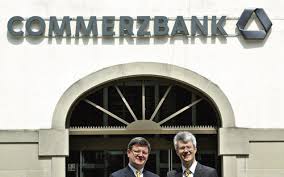 Die commerzbank ist beim abbau ihrer internen «bad bank» einen weiteren schritt die interne «bad bank» der commerzbank umfasste ende des ersten quartals gut 100 mrd. Aus Zwei Mach Eins