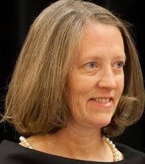 Laura Boggs's Instagram, Twitter & Facebook