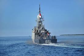 An indonesian navy submarine with 53 people on board has gone missing after failing to report the results of an exercise as expected. Kp9x Yglsdfcwm