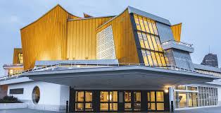 Vorrangige aufgabe war es, den wiederaufbau der wirtschaft zu fördern. Chamber Music Hall Berliner Philharmoniker