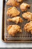 What Is the Best Way to Keep Fried Chicken Warm? | Meal Delivery Reviews