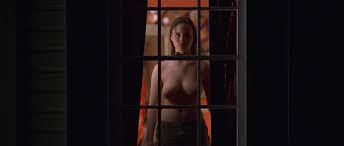 Nude video celebs » Thora Birch nude - American Beauty (1999)