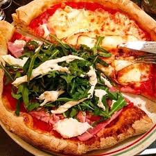 Fourchette Bikini On Instagram La Pizza De Margaux Fitness Motiv Nous Fait Saliver Et Vous Dejeuner Pizza Teamcr Gourmet Hot Dogs Food Pesto Chicken