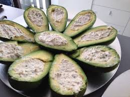 Avocat Aux Rillettes De Thon Les Recettes D Alicia Rillettes De Thon Recette Avocat Thon Avocat Thon