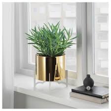 Butorok Es Inspiraciok Mindenkinek Flower Pots Living Room Plants Potted Plants