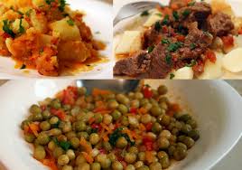 Punem o oala pe foc cu uleiul, ceapa tocata si 3 linguri de apa. Tocanita Cum O Gatim Retete Ingrediente Preparare Retetele Monei