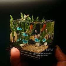 In fact, the name tic tac comes from the sound of when the iconic box is opened and closed. Pin On Uvè 