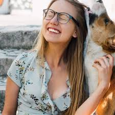 Science Says You're A Total Idiot For Thinking You And Your Dog Are BFFs