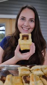 How cute are these sleeping bear pastries? 🧸 I surprised the kids with  them the other day and they loved them! Share this idea with a mama! 😊  Ingredients 1)1 Package of frozen puff pastry 2)Teddy ...