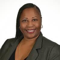 Traci Sloan's Instagram, Twitter & Facebook