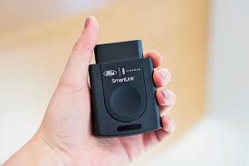 All it does now is spin displaying loading. Ford S Smartlink Dongle Adds An Lte Hot Spot And Smart Features To Older Cars The Verge