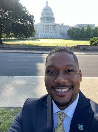 Wayne Mallette (@WayneWorld_Wide)