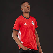 منتخب البرتغال يلعب مواجهه اليوم وهو يعتبر الضيف في مواجهه اليوم مع منتخب المانيا وذلك في ثاني جولات دور المجموعات لليورو 2020 ، منتخب البرتغال قبل مواجهه اليوم هو موعد المباراة. ÙƒÙ†Ø¯Ø§ Ø¯Ø±Ø§Ø³Ø© ØªÙ†Ø³ÙŠÙ‚ Ø§Ù…Ø§ÙƒÙ† Ø¨ÙŠØ¹ ØªÙŠØ´Ø±Øª Ù…Ù†ØªØ®Ø¨ Ù…ØµØ± Grafikservisi Net