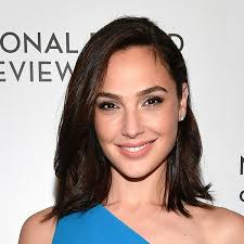 What is done in gal gadot no makeup? Gal Gadot Just Nabbed A Major Beauty Deal With This Iconic Brand Brit Co