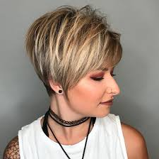 If you are really blessed with thick hair then your natural volume can be accompanied in this bulky edgy hairstyle layered in pieces with wisps. 5 Short Haircuts For Thick Hair And Round Faces