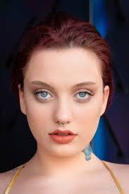 Hannah Easley's Instagram, Twitter & Facebook