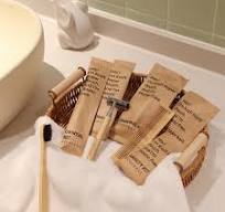 OEM ODM Luxury Eco Friendly Hotel Toilet Kit FSC Biodegradable Kraft Paper Disposable Hotel Amenities Set