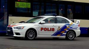Gambar lukisan baju gaun yang mudah ditiru; Sempena Sambutan Hari Polis Ke 210 Mari Kita Lihat Kenderaan Pilihan Pdrm Hari Ini Mekanika