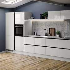 Located in north burnaby, dkbc has been serving the great vancouver area for many years by specializing in kitchen cabinets and bathroom vanities. Modern Kitchen Ideas Cook Up A Storm In A Contemporary Space