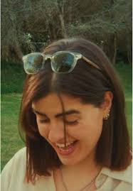 ”Olha lá Amor” já está disponível para vocês!💛 Disponível no Spotify,  Youtube e em todas as plataformas. Espero que a sintam e a apreciem tanto  quanto eu senti ao criá-la. O videoclipe sai no dia ...