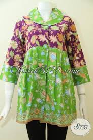 Perpaduan warna baju dan jilbab, perpaduan warna yang serasi, perpaduan warna hijau, perpaduan warna biru, perpaduan warna biru baju atasan batik kombinasi warna oranye kuning bagus sumber : Batik Blus Kombinasi Warna Ungu Dan Hijau Muda Busana Blus Trendy Proses Printing Kwalitas Bagus Bls2498p S Toko Batik Online 2021
