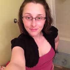 Danielle Landrum's Instagram, Twitter & Facebook