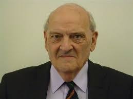 Elliot Harding's Instagram, Twitter & Facebook