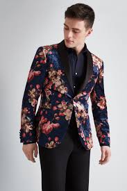 Black And White Floral Suit Harry Styles Image Result For Floral Suit Floral Suit Men Floral Suit Jacket Prom Suits For Men