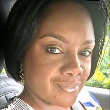 That lady in that wedding dress broke my heart💔