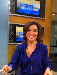 Before Landing Her Cushy Job With Access Hollywood Kit Hoover Was A Reporter And Co Host Of Espn2 S Pet Project Col Thea Andrews Access Hollywood Hair Beauty