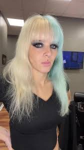 Amanda Woolbright's Instagram, Twitter & Facebook