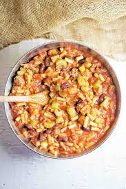 Beef Bean Pasta Bake This Cheesy Mince Pasta Bake Will Quickly Become A Family Favourite An Easy Recipe Easy Tomato Sauce Baked Pasta Recipes Pasta Bake Easy