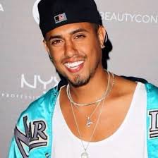 Ɔ ıoqʎʇʇǝɹԀ 坎德拉里亚 (@candelaria_____) • Instagram photos and videos