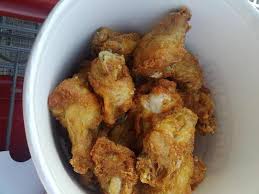 8cm ginger, peeled and coarsely diced, 5 cloves garlic, peeled, 1 1/2 tablespoon honey, 1 pinch of salt and pepper, 1 tsp turmeric 450g chicken wings (cut at the joints) , 250ml oil (for deep frying). Costco Food Court Wings Nutrition Nutritionwalls