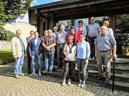 Bis heute , seit juni 2015. Publics