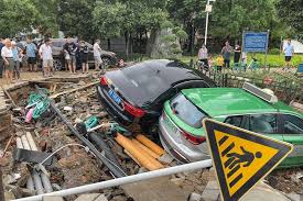 12 dead, 5 injured as torrential rains flood subway in china's zhengzhou; 2rzzev48lyp5sm