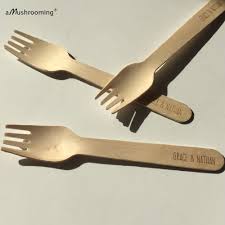 We love this rustic event schedule idea in particular, but you can also try using pallets as a ceremony backdrop, a cocktail table or even seating (just add hay). Personalized Bridal Shower Wood Forks 6 5 Inch Buffet Table Cake Dessert Salad Forks Rustic Wedding Favors Party Event Occasions Disposable Party Tableware Aliexpress