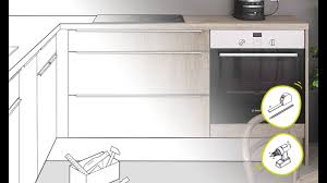 Cuisine Equipee Poser Un Meuble Bas Sous Cuisson En Video Youtube