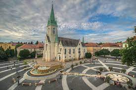 Kossuth tér 4, kaposvár, somogy, 7400 +36 82 311 222. A Kossuth Ter Lett Europa Legszebb Fotere City Hungary A Fenntarthato Varosokert