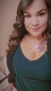 Jasmine Benoit's Instagram, Twitter & Facebook