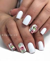 Choose a shiny finish for a classic look or a matte finish for a. 21 Short White Nails That Go With Any Outfit Stayglam