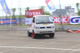 Akan tetapi, setelan dari pabrik biasanya sangat standar dan kurang lihai dalam mengangkut barang. Tren Mobil Pick Up Untuk Drifting Di Indonesia Carvaganza Com