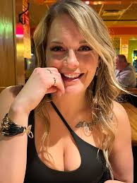 Danielle Renae Halferty (@danielle.r.fuller) • Facebook