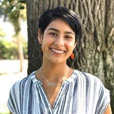 Leslie Estrada's Instagram, Twitter & Facebook