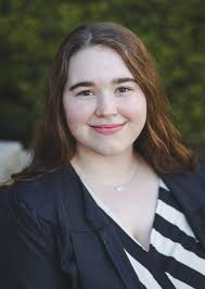 Alison Friedrich's Instagram, Twitter & Facebook