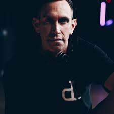 Matt Timms · Artist Profile